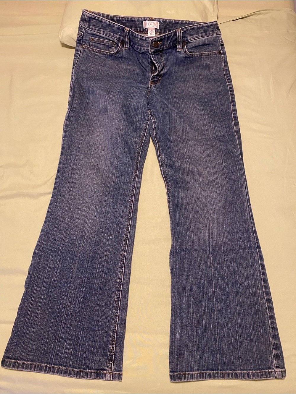 LOFT Women's Blue Flare Jeans - Mid Wash Size 10-P